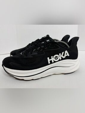 Hoka One One Clifton 10 Black/White Running Shoes Mens Size 12 2E WIDE